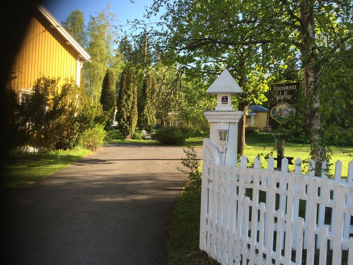 Vardshuset Idyllen Barang Bagian luar foto